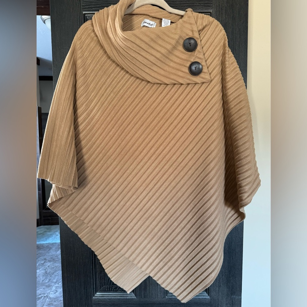 Light brown, velvety feel cape